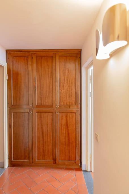 Elegant Apartment Near Piazza Della Signoria Florencia Exterior foto