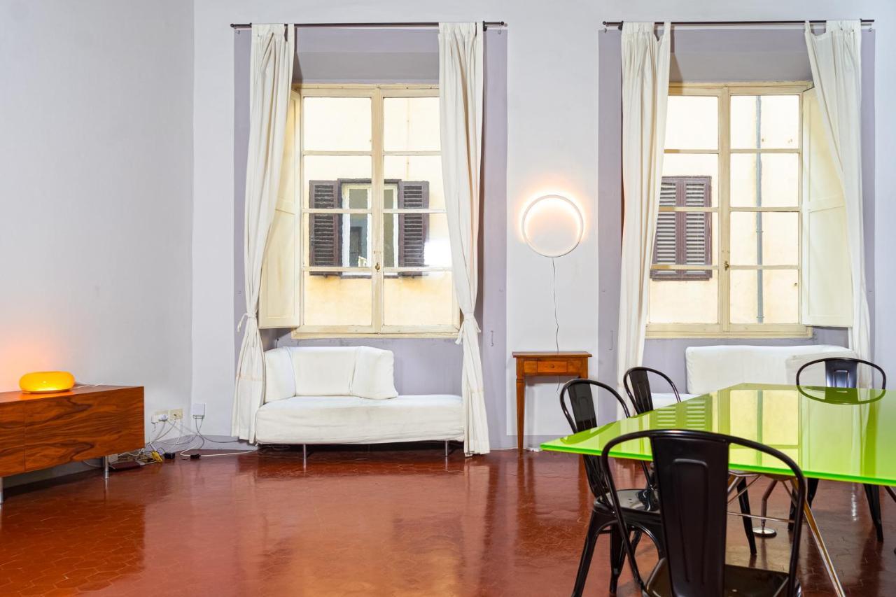 Elegant Apartment Near Piazza Della Signoria Florencia Exterior foto